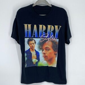 Harry Styles Tee Shirt Size Medium-Large
